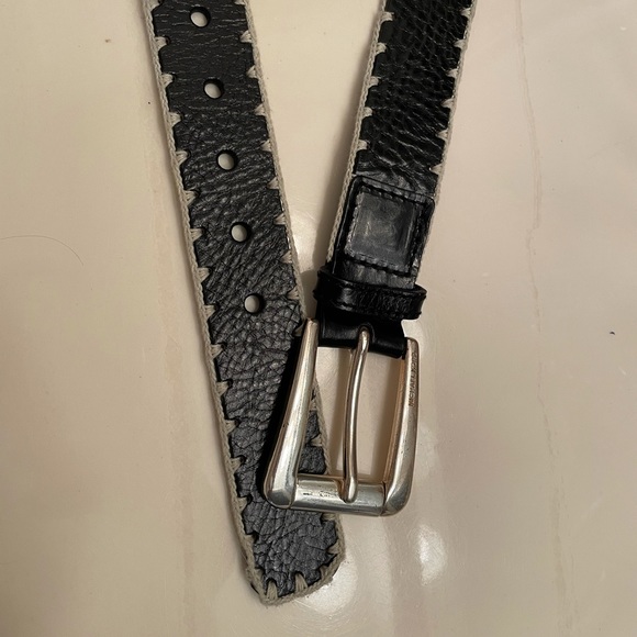 Michael Kors belt with stitching details - Picture 5 of 6